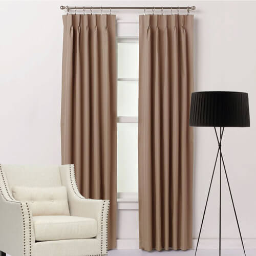 Pinch Pleat Curtains And Ds, How To Hang Pencil Pleat Curtains On Pole